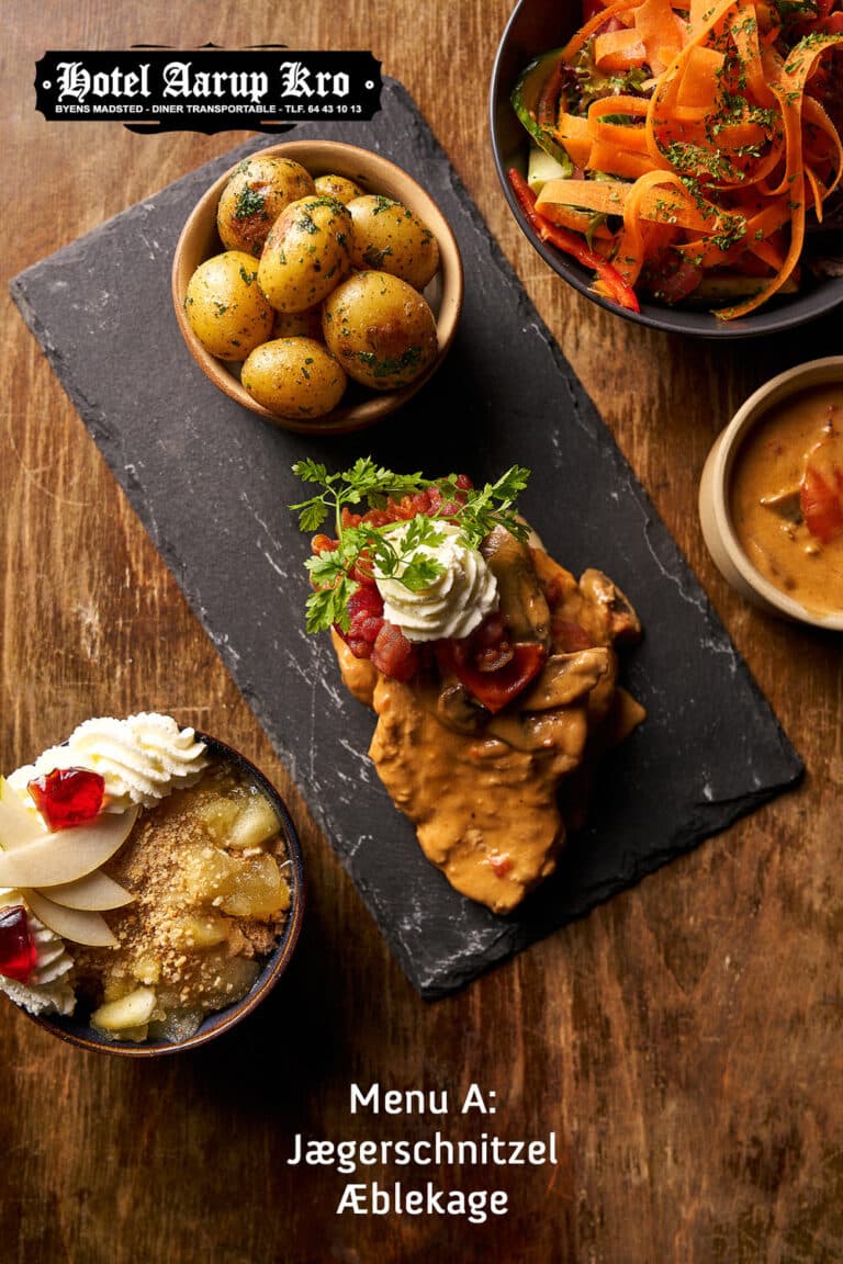 Menu A - Jægerschnitzel og Æblekage
